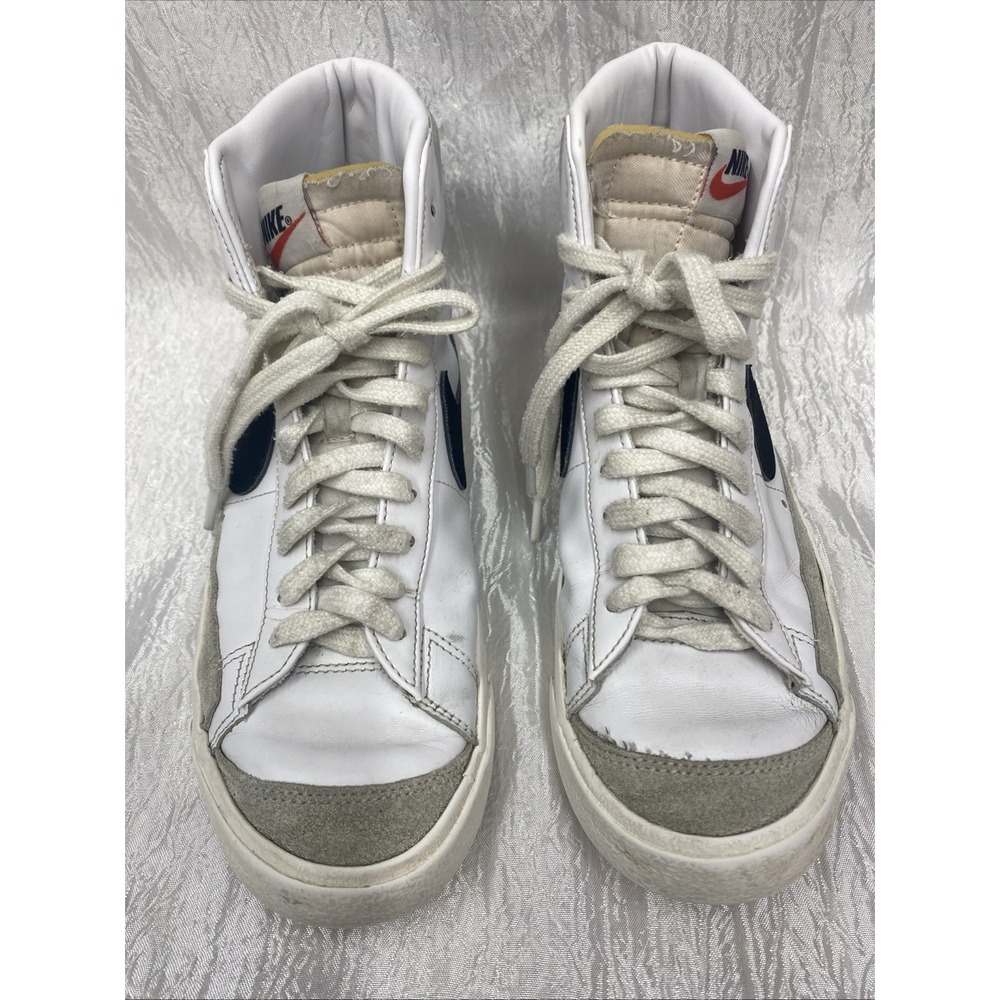 Nike Women's Blazer Mid 77 CZ1055-100 White Basketball‎ Shoes Sneakers Size 9